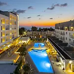 Hotel Anemi & 4*