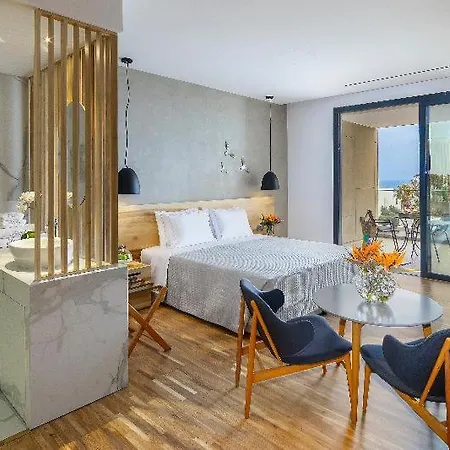 Anemi & Hotell 4*
