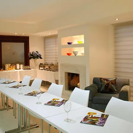 Anemi & Hotel 4*