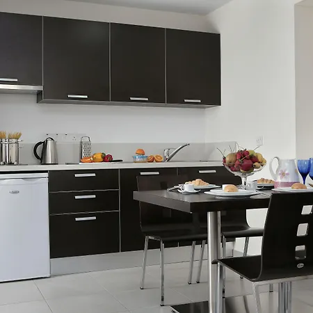 ホテル Anemi & 4*