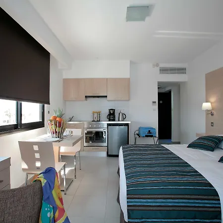 Anemi & Hotel 4*