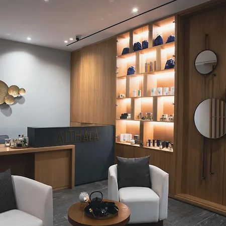 Anemi & Hotel 4*