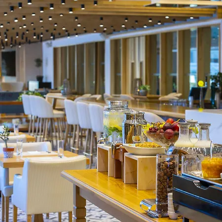 Hotel Anemi & 4*