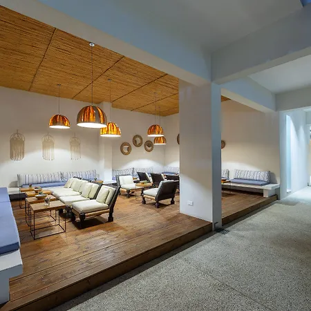Anemi & Hotel 4*