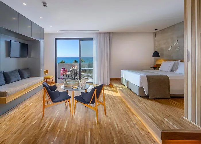 Anemi Hotel&suites Paphos